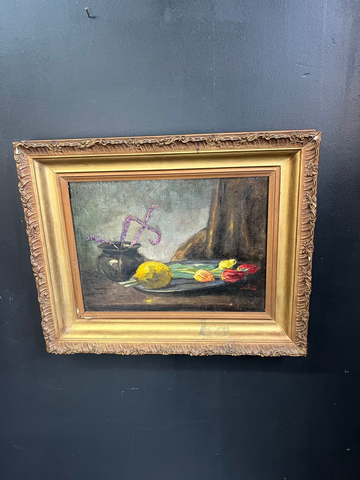 Antiek stilleven olieverfschilderij met fruit en bloemen, Doek, Stilleven, Ophalen of Verzenden, Gesigneerd