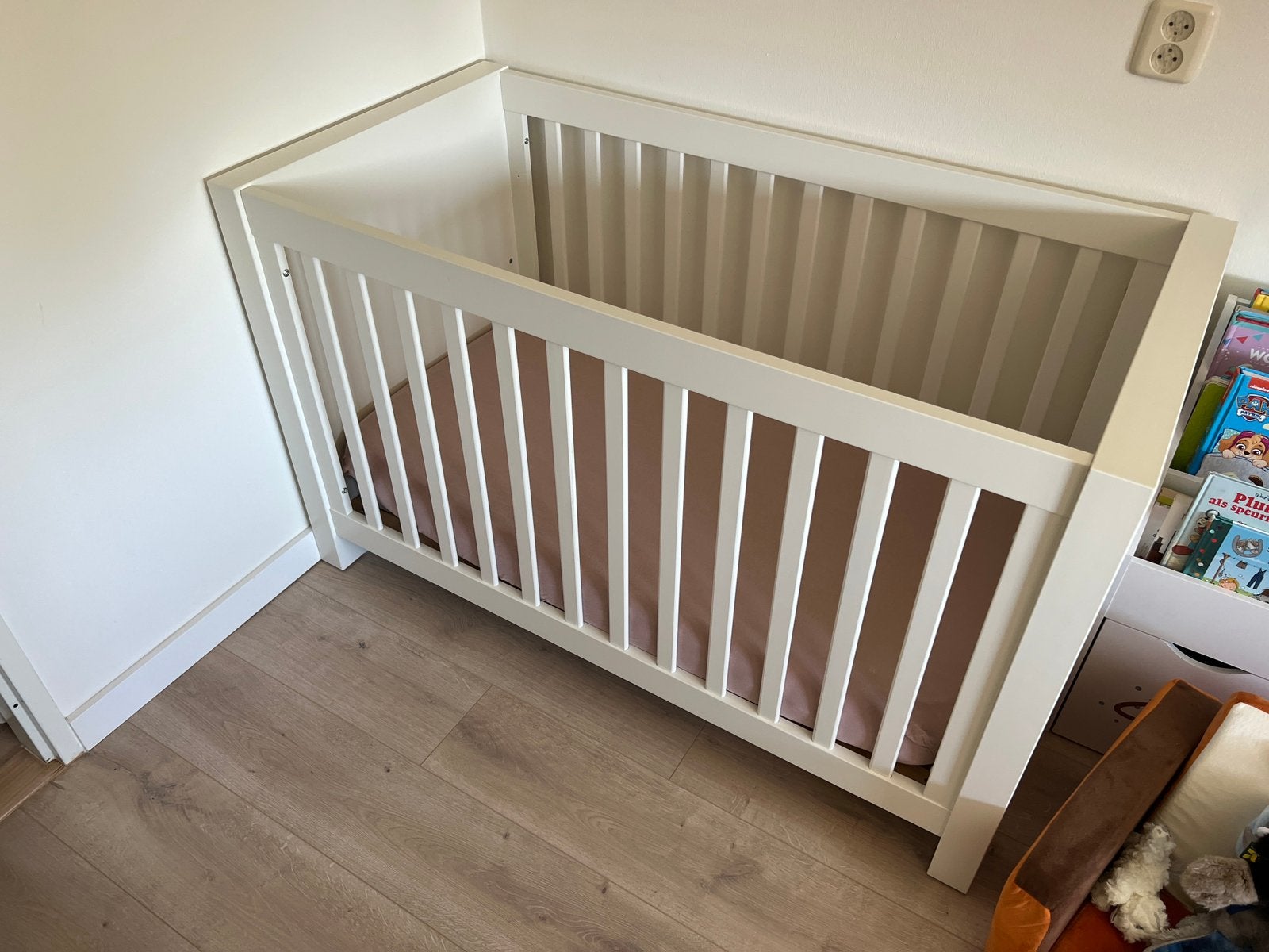 Babypark kidsmill Long Island - ledikant en commode, Ophalen, Zo goed als nieuw, Jongetje of Meisje