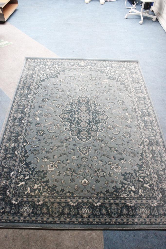 Ikea vloerkleer Vedbak lichtgrijs 170x230 cm nr. 1, Huis en Inrichting, Stoffering | Tapijten en Kleden, Ophalen, Gebruikt, 150 tot 200 cm
