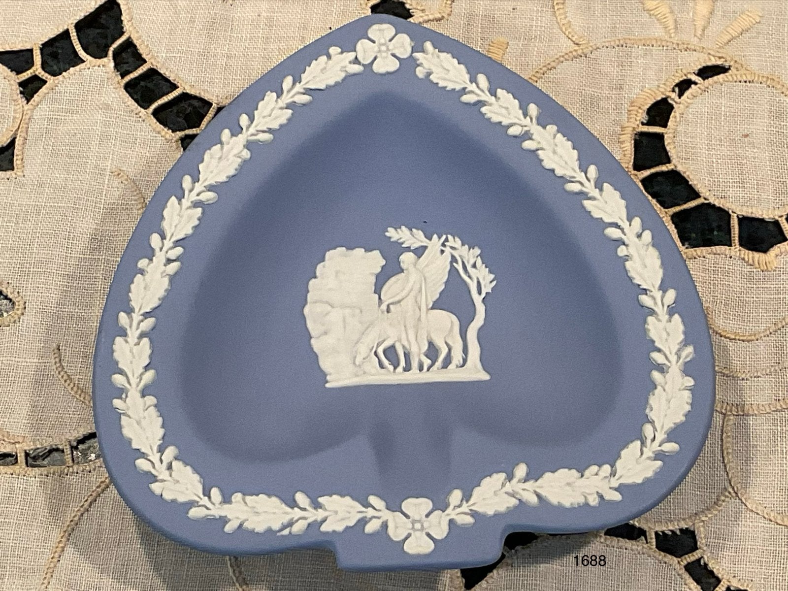 Wedgwood Hartvormig Schoteltje - Jaspe Blauw - Goede Staat, Ophalen of Verzenden