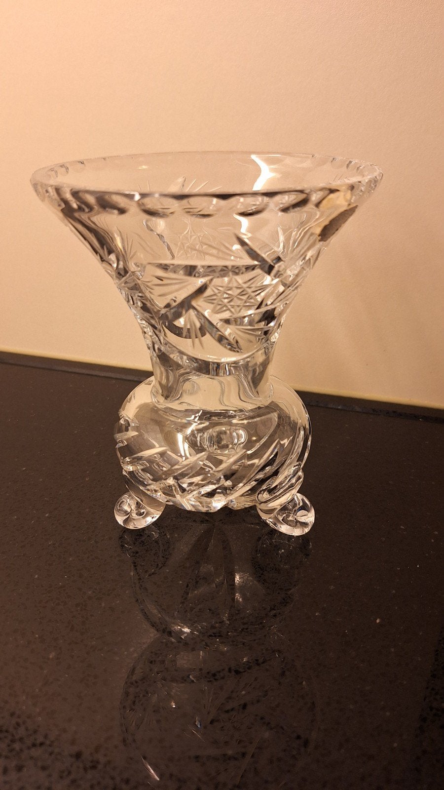 Echt Bleikristall vaasje op voetjes - Handgeslepen, Ophalen of Verzenden, Gebruikt, Kristal, Overige typen