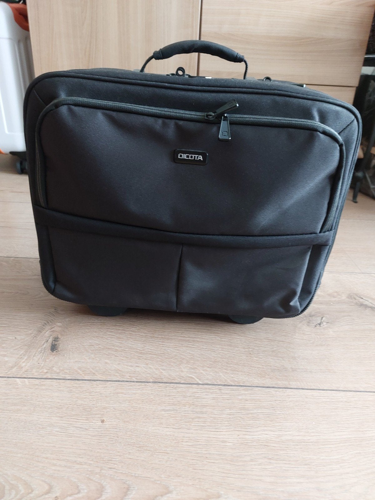 DICOTA Trolleytas voor laptop - Zwart, Ophalen, 15 inch, Trolleytas, Gevoerd laptopvak