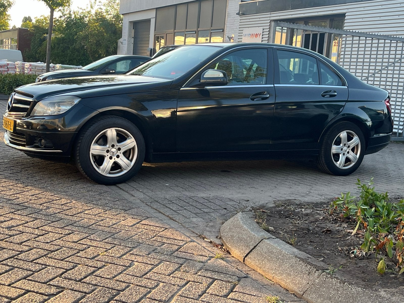 Mercedes-Benz C-Klasse 1.8 C180 Kompressor-, 1385 kg, Achterwielaandrijving, 1796 cc, Zwart