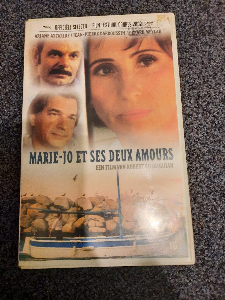 MARIE JO ET DEUX AMOURS! Mooie Speelfilm Klassieker Op VIDEO, Cd's en Dvd's, Vanaf 6 jaar, Verzenden, Zo goed als nieuw, Overige genres
