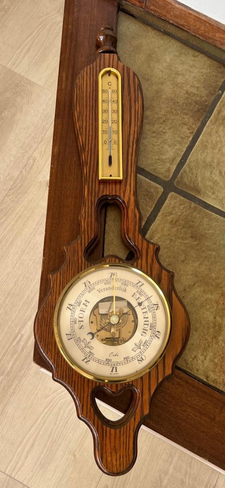 Vintage Barometer en Thermometer op Houten Plaat, Ophalen, Gebruikt, Weerstation