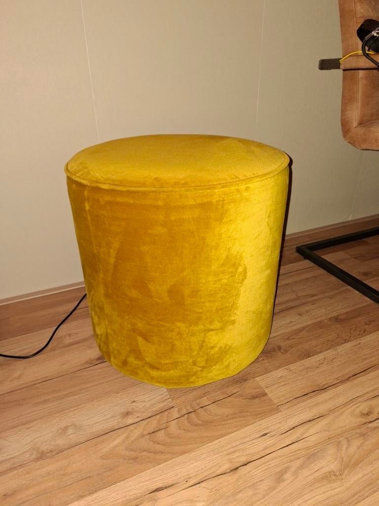 Okergele poef 47 cm - Karwei, Ophalen