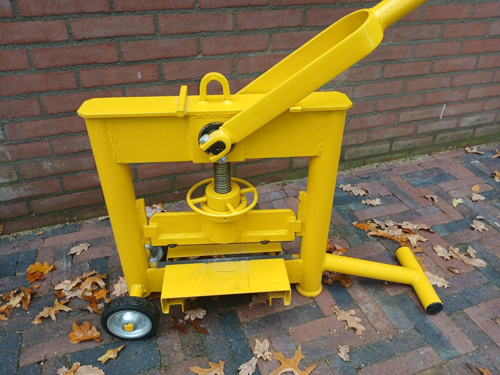 Stenenknipper, Ophalen, Zo goed als nieuw