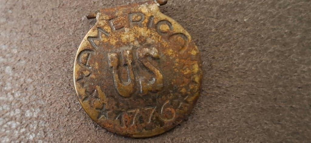 curiosa soort gesp munt 1776 america US legerkleding?, Ophalen of Verzenden