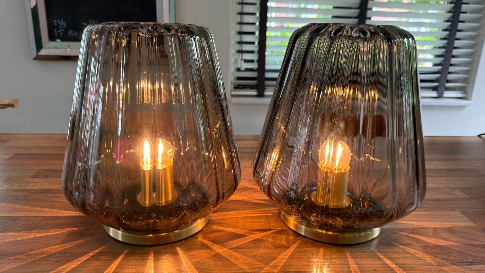 Set Light & Living PLEAT tafellamp bruin/goud, Ø30  45 cm., Ophalen, Zo goed als nieuw, E27 (groot), Led-lamp