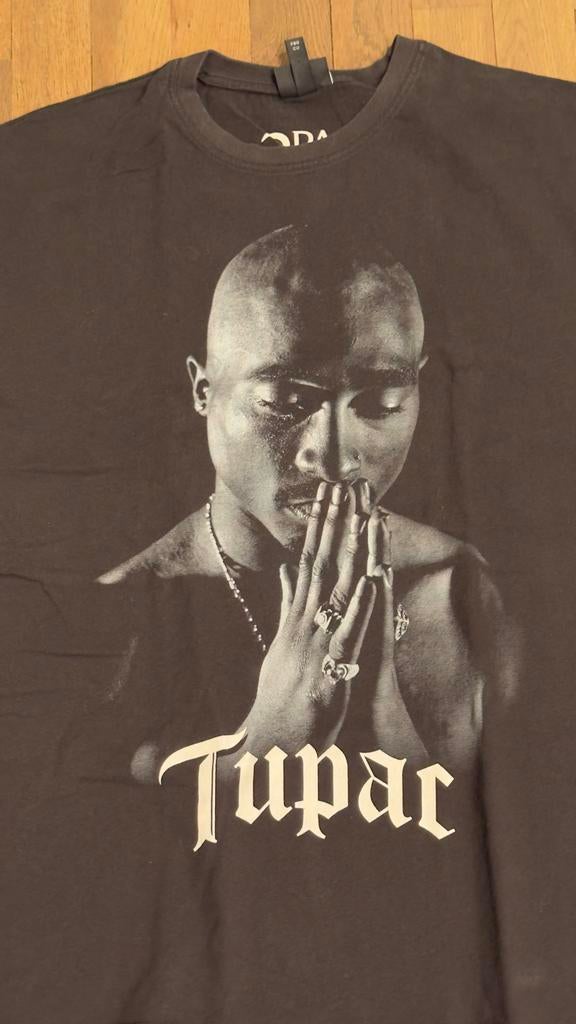 Tupac T-shirt H&M Zwart Maat L, Ophalen of Verzenden, Zo goed als nieuw, Maat 52/54 (L), Zwart