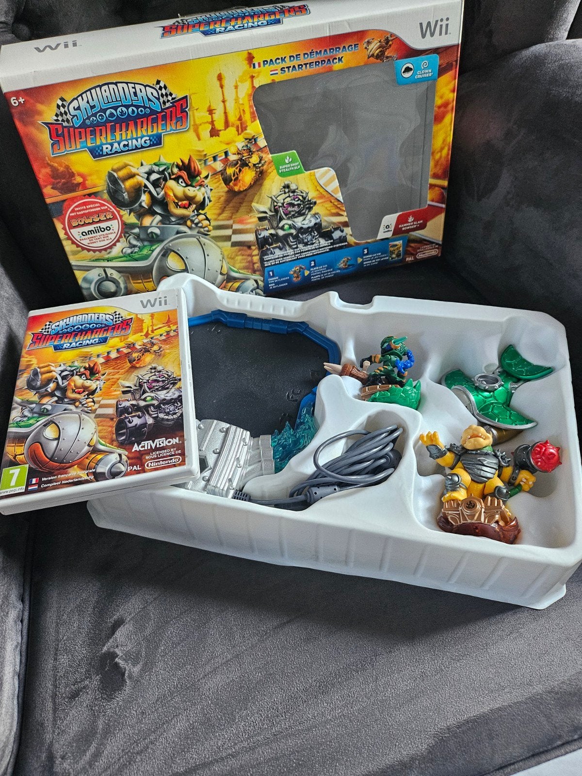 Skylanders diverse soorten + Skylanders SuperChargers Racing, Ophalen of Verzenden, Gebruikt
