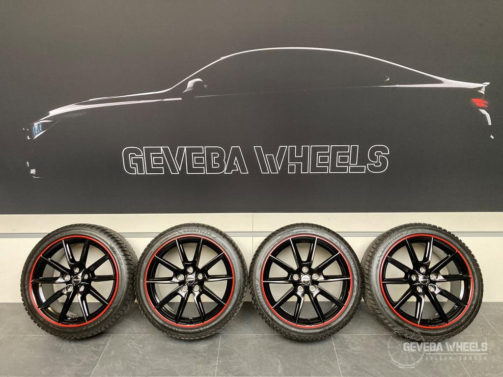 18” Honda Civic sport velgen winterbanden 5x114.3 235/40/18, Auto-onderdelen, Banden en Velgen, 18 inch, Gebruikt, -, -