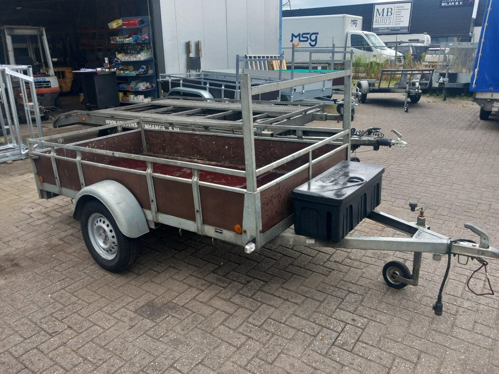 aanhangwagen met disselbak