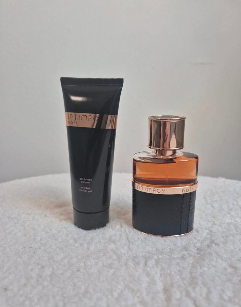 Intimacy Noir Parfum & Douchegel Set, Sieraden, Tassen en Uiterlijk, Uiterlijk | Parfum, Ophalen of Verzenden, Nieuw