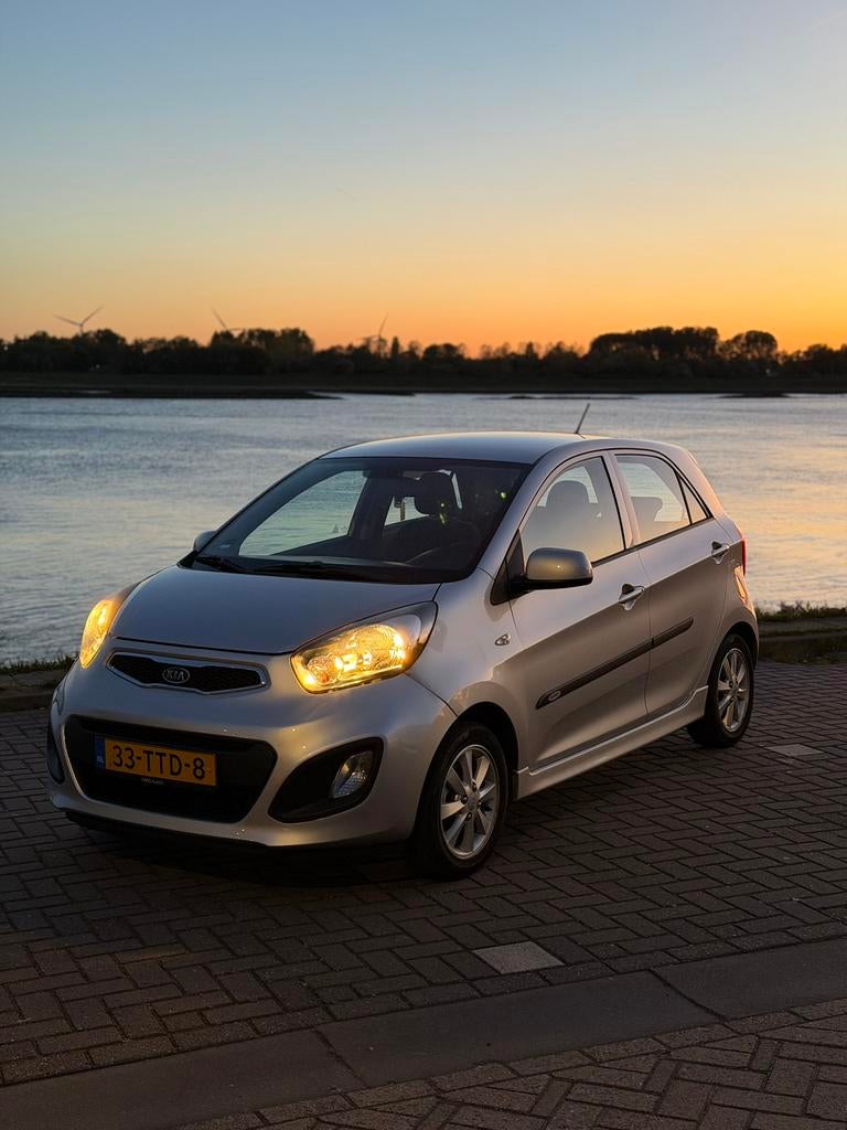 Kia Picanto 1.0 Cvvt 5-DRS 2012 Grijs, Auto's, Kia, Voorwielaandrijving, 400 kg, Origineel Nederlands, 24 km/l