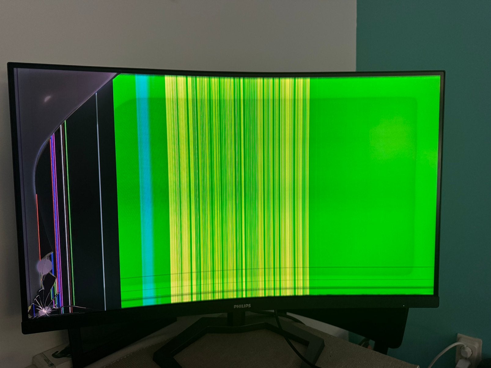Philips EVNIA 32M1C55500VL/00 Gaming Monitor - Defect, Computers en Software, Curved, VA, 1 tot 2 ms, Niet werkend