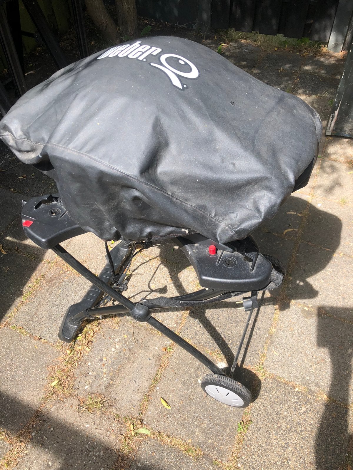 Weber bbq elektrisch met rijdend onderstel, Tuin en Terras, Elektrische barbecues, Ophalen, Gebruikt