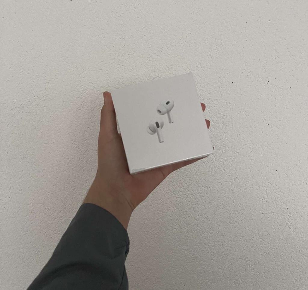 AirPods Pro 2 | Nieuw en Gesealed,  Topkwaliteit !!, Telecommunicatie, Mobiele telefoons | Oordopjes, Ophalen of Verzenden, Zo goed als nieuw