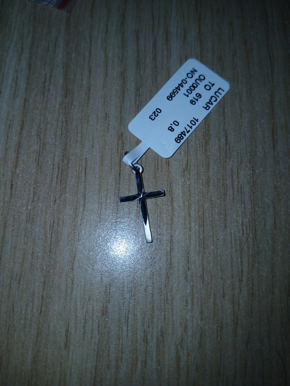 Nieuw echt zilveren kruisje, Nieuw, Ophalen of Verzenden, Kruis of Symbool, Zilver