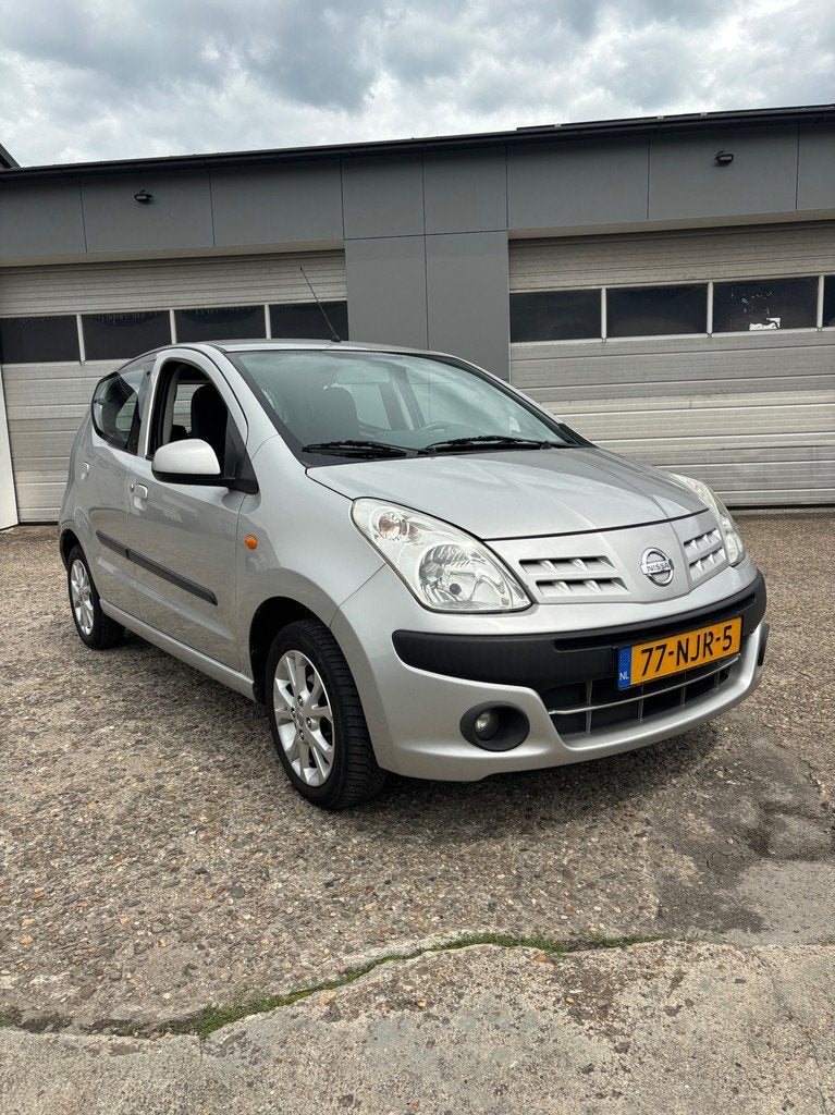 Nissan Pixo