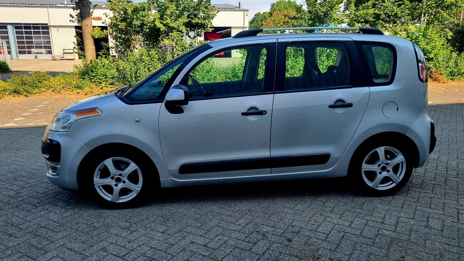 Foto 5 van Citroen C3 Picasso 1.4 VTi Aura