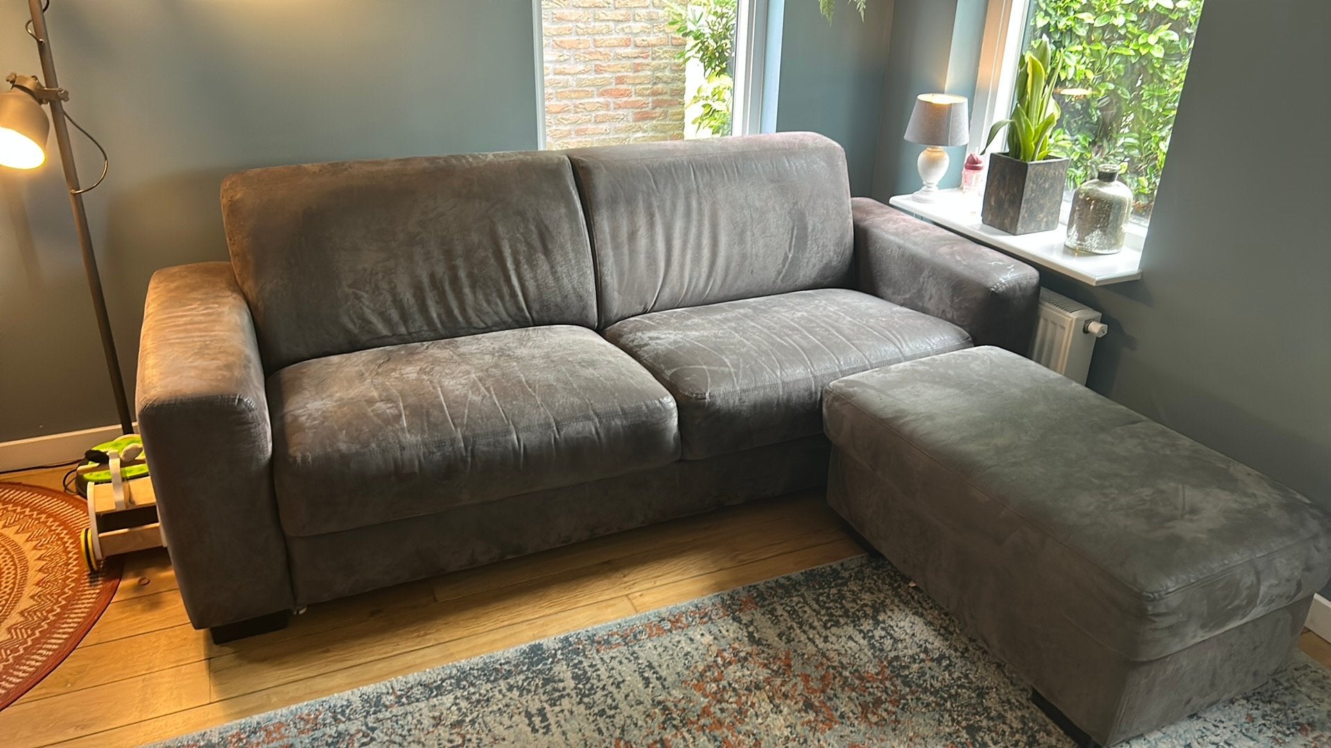 Fijne bank met hocker, gratis af te halen!, Ophalen, Gebruikt