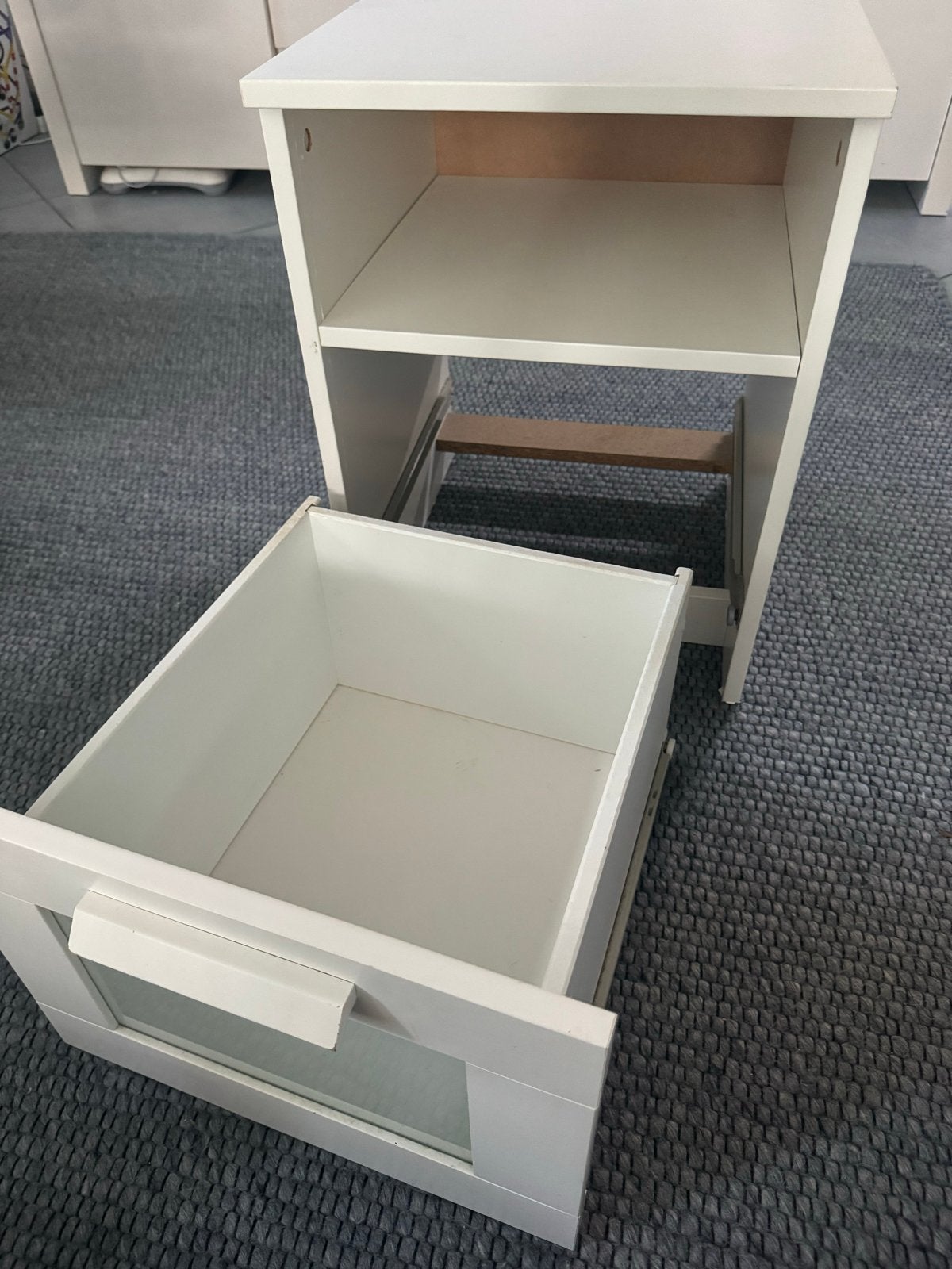 Foto 4 van Ikea Brimnes wit nachtkastje