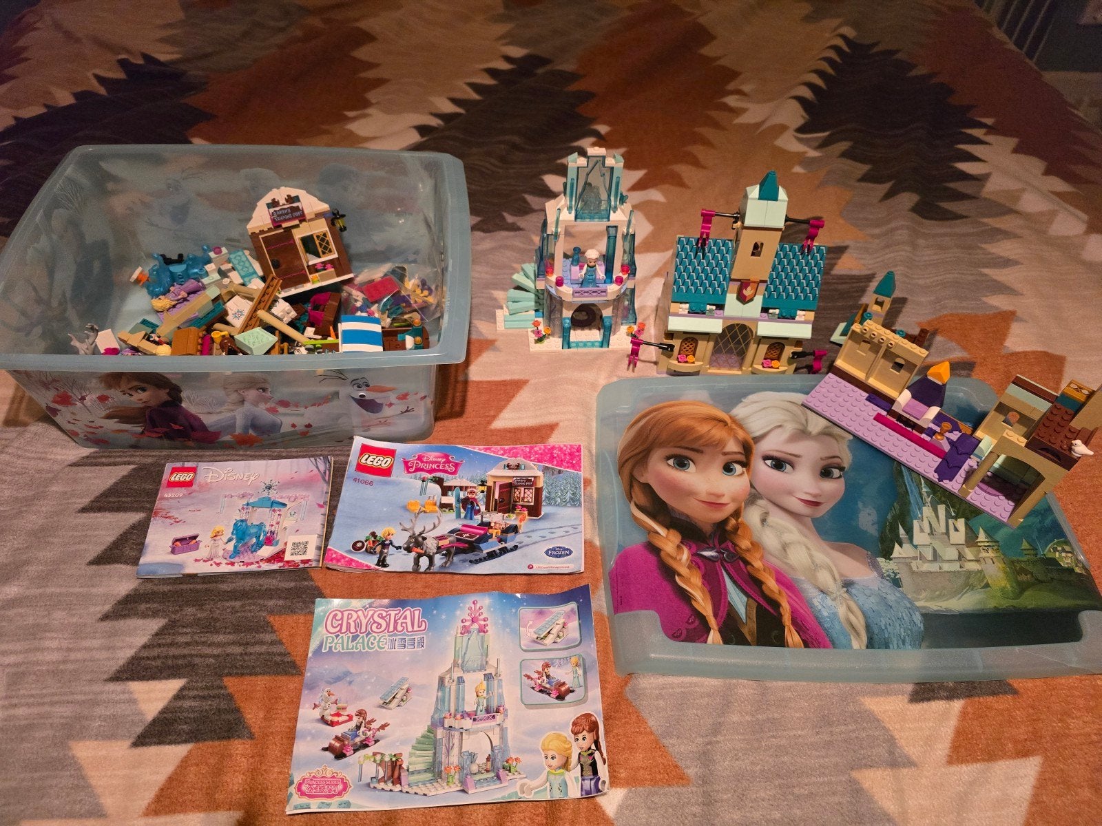 LEGO Disney Frozen IJskasteel en Arendelle Kasteel, Ophalen of Verzenden, Zo goed als nieuw