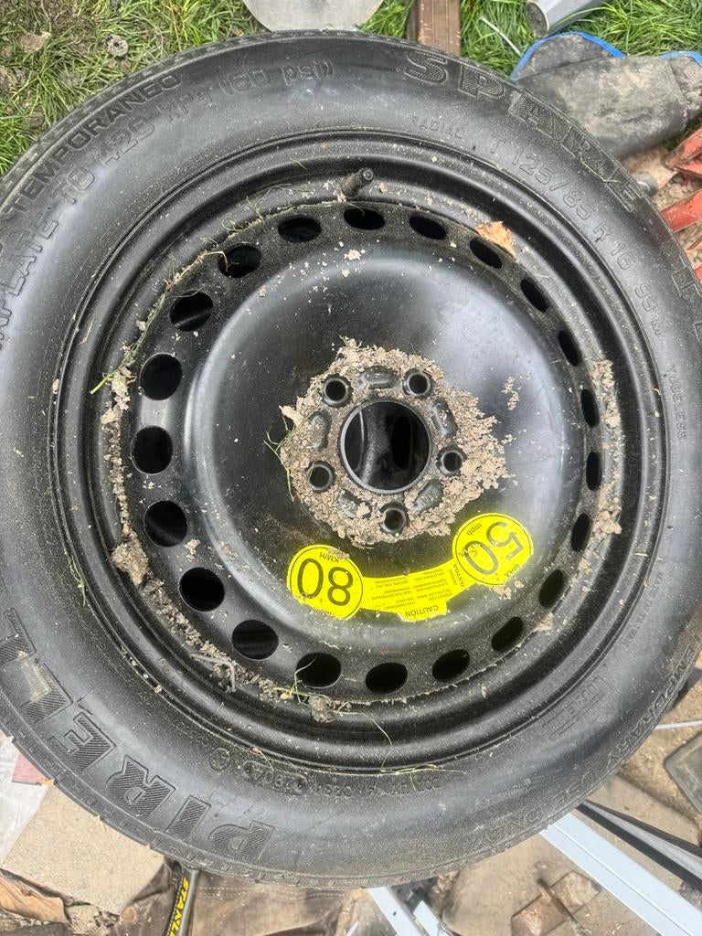 Nieuwe reserveband voor Volvo V50 - 125/85 R16, Ophalen, Nieuw