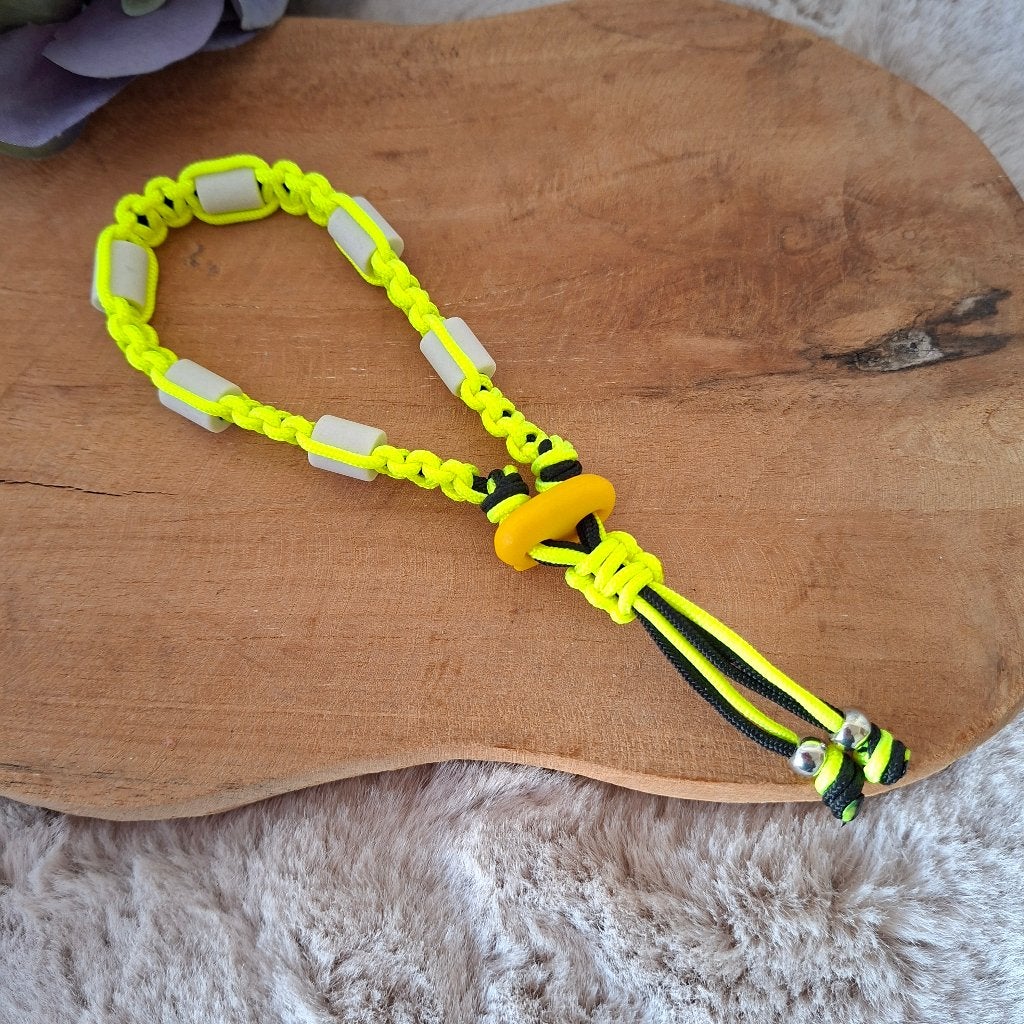 Natuurlijke anti-tekenband ultra neon geel 20cm, Overige merken, Nieuw, Ophalen of Verzenden, By DaisS