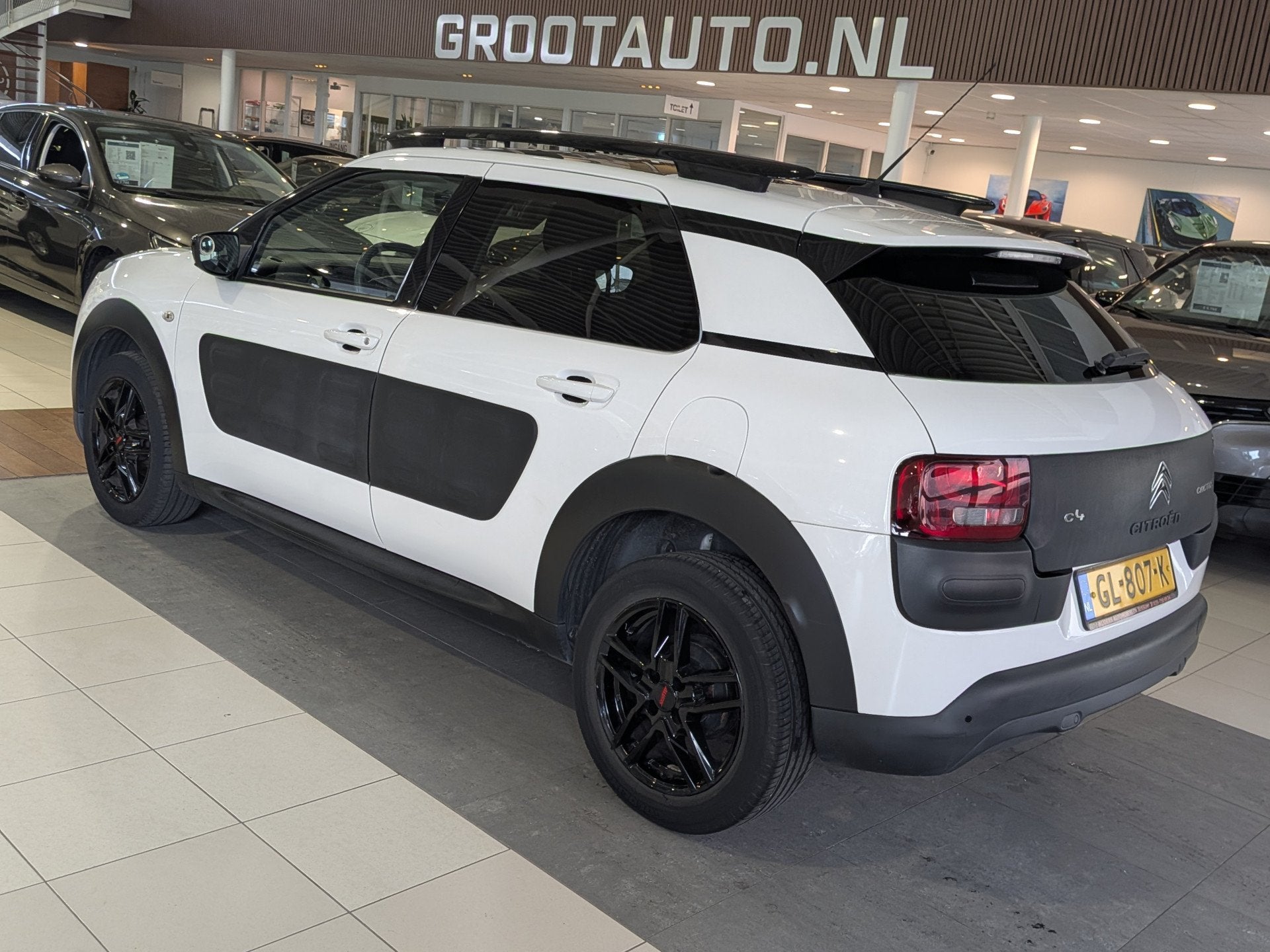 Citroën C4 Cactus 1.2 e-VTi Business Automaat Panoramadak,, Stof, 82 pk, Origineel Nederlands, Bedrijf
