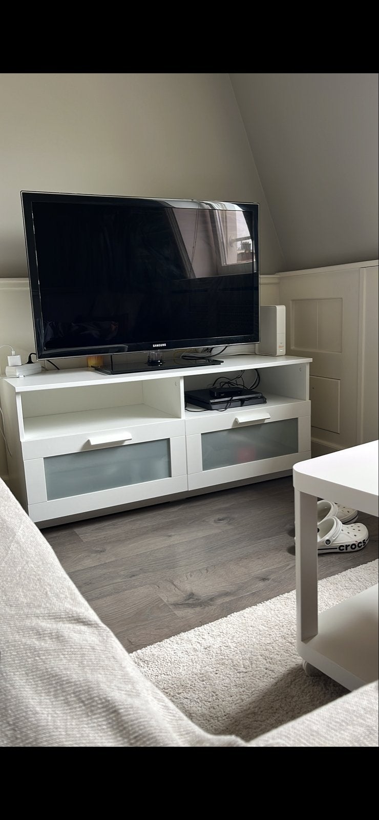 IKEA BESTÅ TV-meubel wit met lades en open vakken, Ophalen, Kunststof, Gebruikt, 100 tot 150 cm