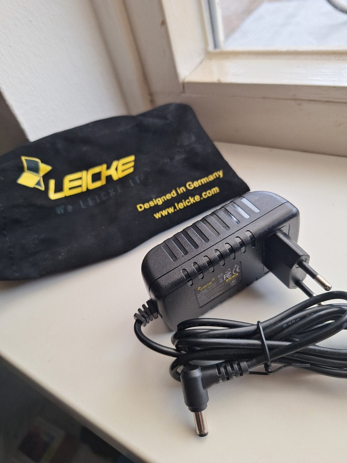 LEICKE Voedingsadapter/oplader voor diverse apparaten, Ophalen of Verzenden, Zo goed als nieuw, LEICKE