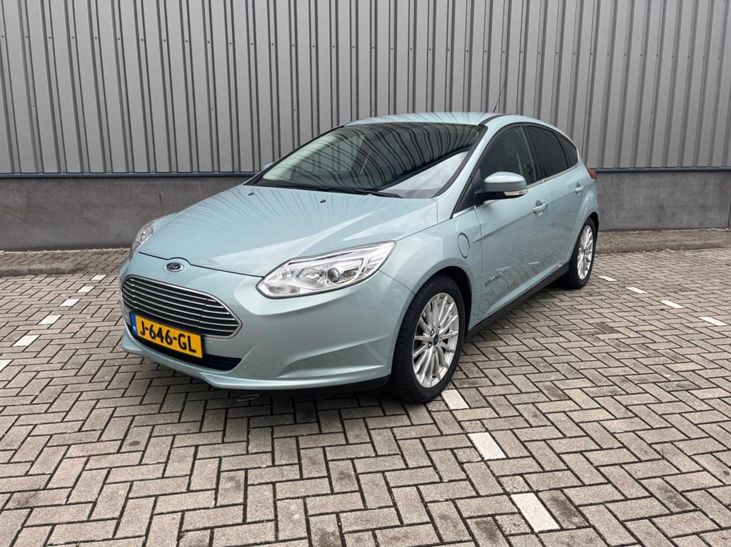 Ford Focus Electric Titanium 5dr 100% elektrisch, 145 pk, Stof, Navigatiesysteem, Elektrisch