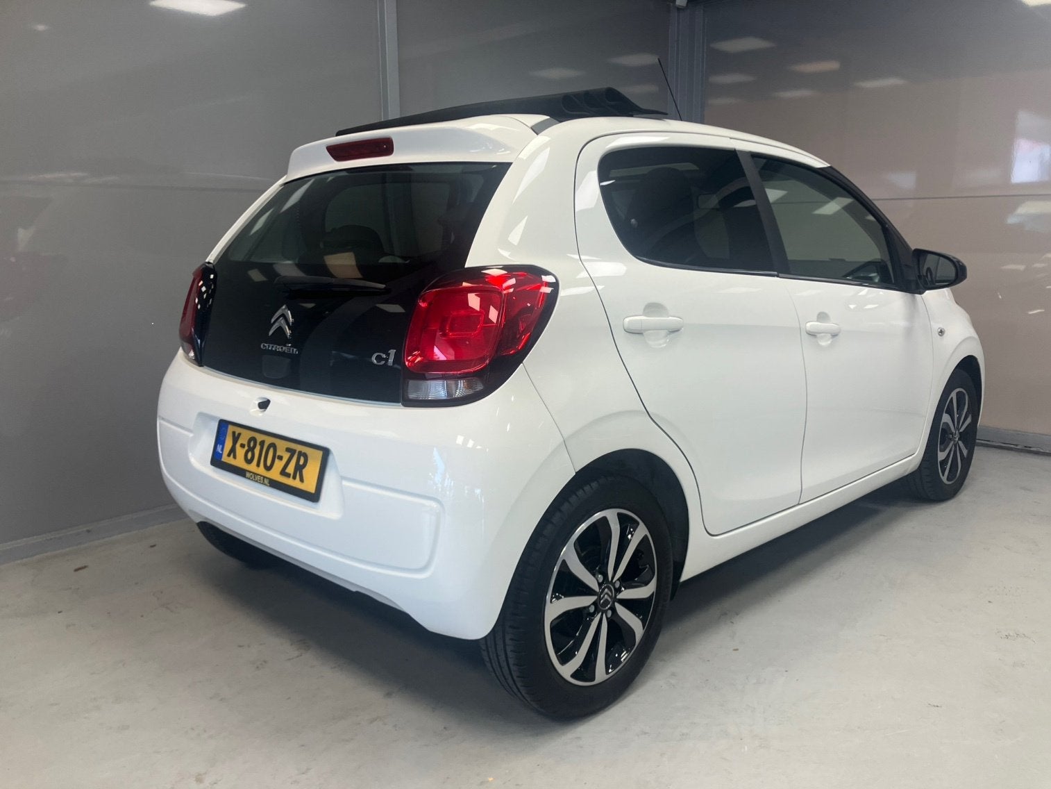 Citroen C1 Airscape Shine 1.2 | Camera | Vouwdak | Airco |, Voorwielaandrijving, Stof, Gebruikt, C1
