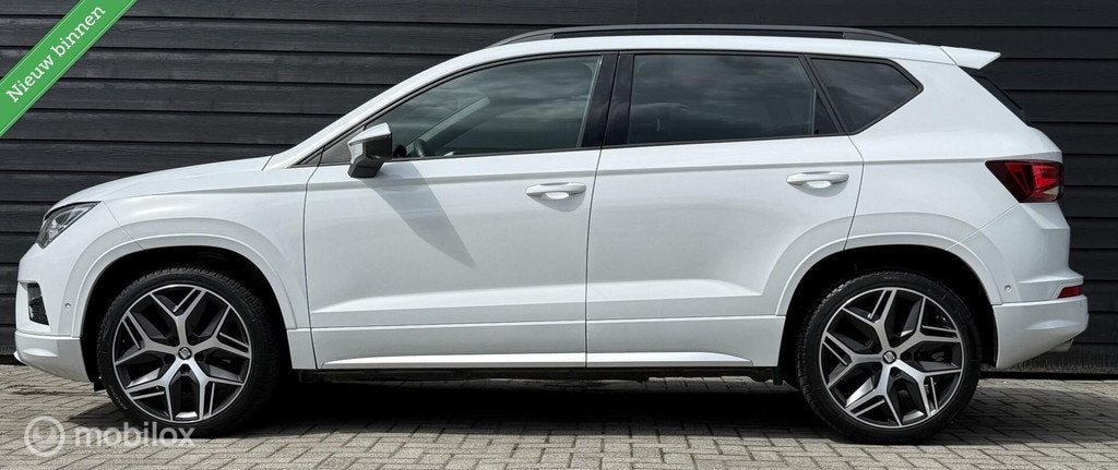 Seat Ateca 1.5 TSI FR DSG Viritual/BEATS/LED/Clima/Winterpak, Auto's, Seat, 4 cilinders, Wit, Bedrijf, Onderhoudsboekje