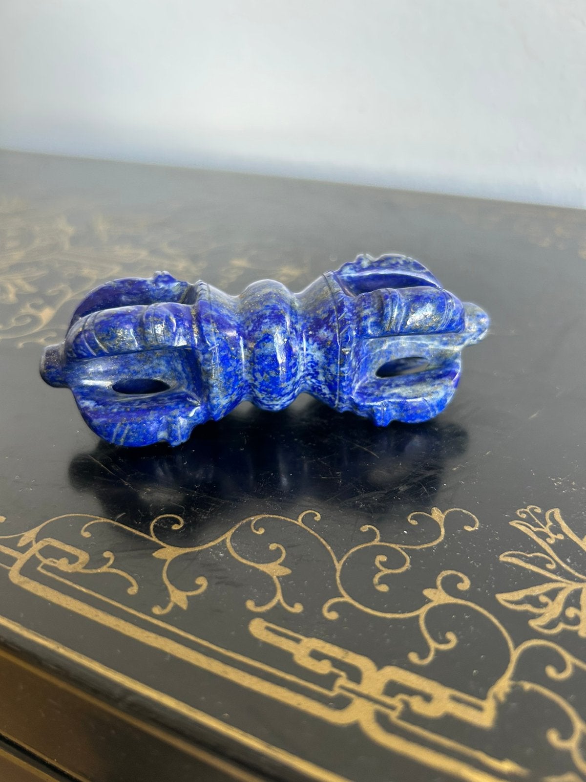 Handgesneden Tibetaanse vajra van lapis lazuli, Ophalen of Verzenden