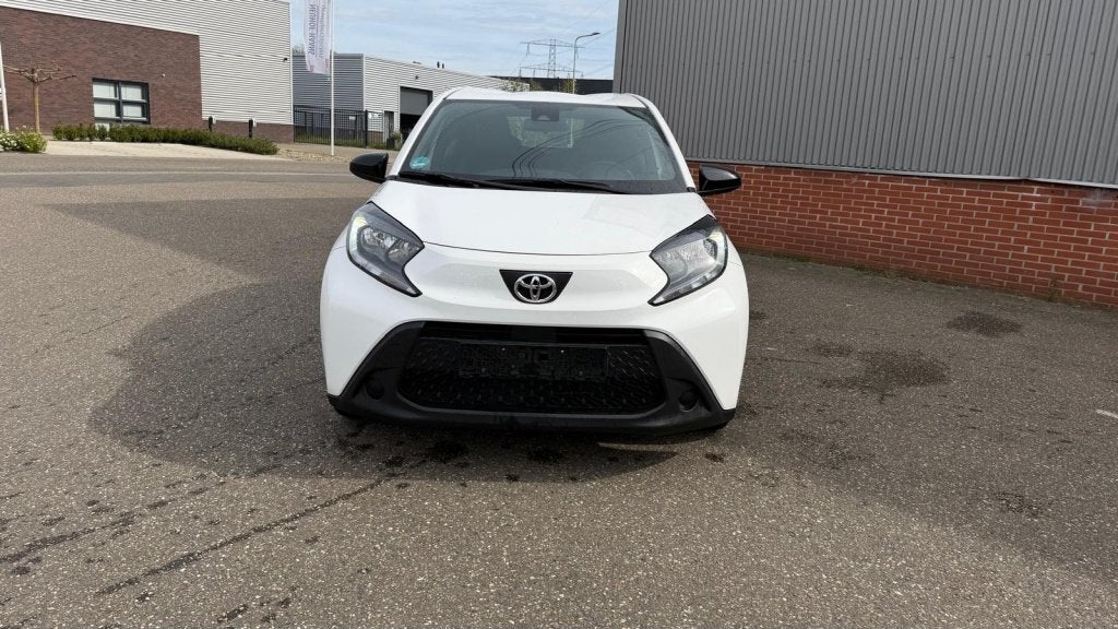 Foto 6 van Toyota Aygo X 1.0 VVT-i MT Play (bj 2024)