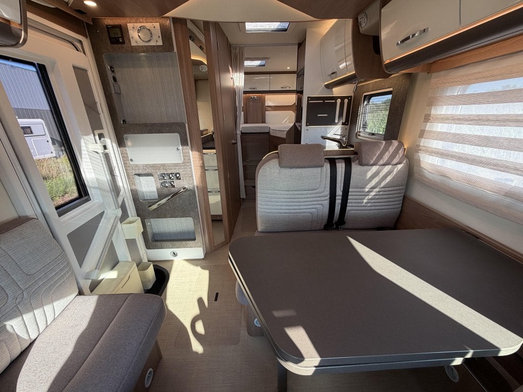 Bürstner Lyseo Harmony Line TD690G Gelijkvloers, He, Caravans en Kamperen, Campers, Ringverwarming, Fiat, 6 tot 7 meter, Bedrijf