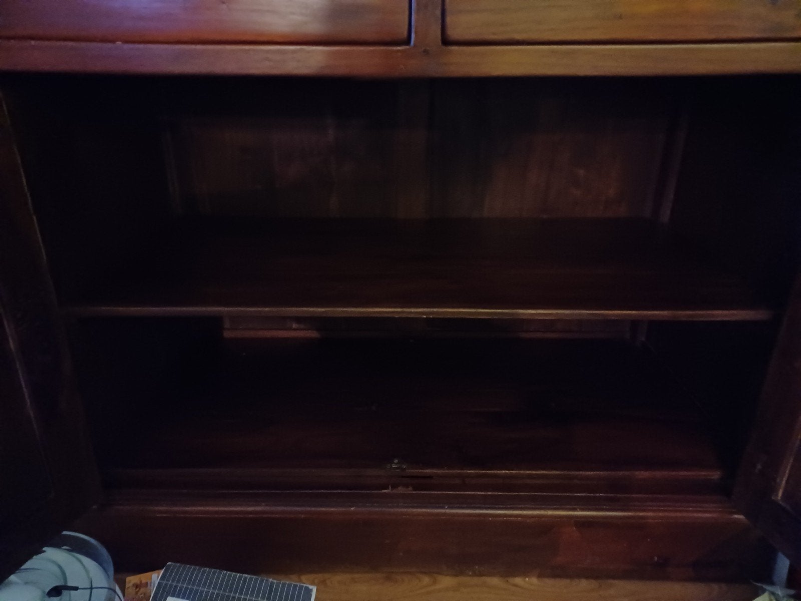 Foto 3 van dressoir met veel opbergruimte