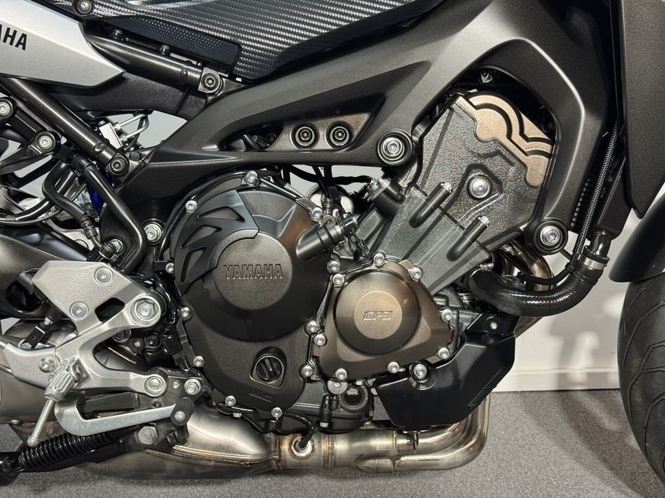 YAMAHA TRACER 900 ABS (bj 2016), Bedrijf, Meer dan 35 kW, Toermotor, YAMAHA
