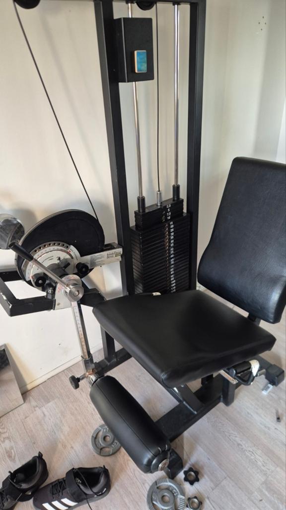 Leg extension technogym nieuw bekleed, Ophalen, Gebruikt, Krachtstation