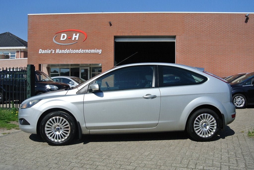 Ford Focus 1.6 Titanium airco apk 15-02-2027 inruil mogelijk, Auto's, Ford, 1596 cc, 4 cilinders, 610 kg, 49 €/maand