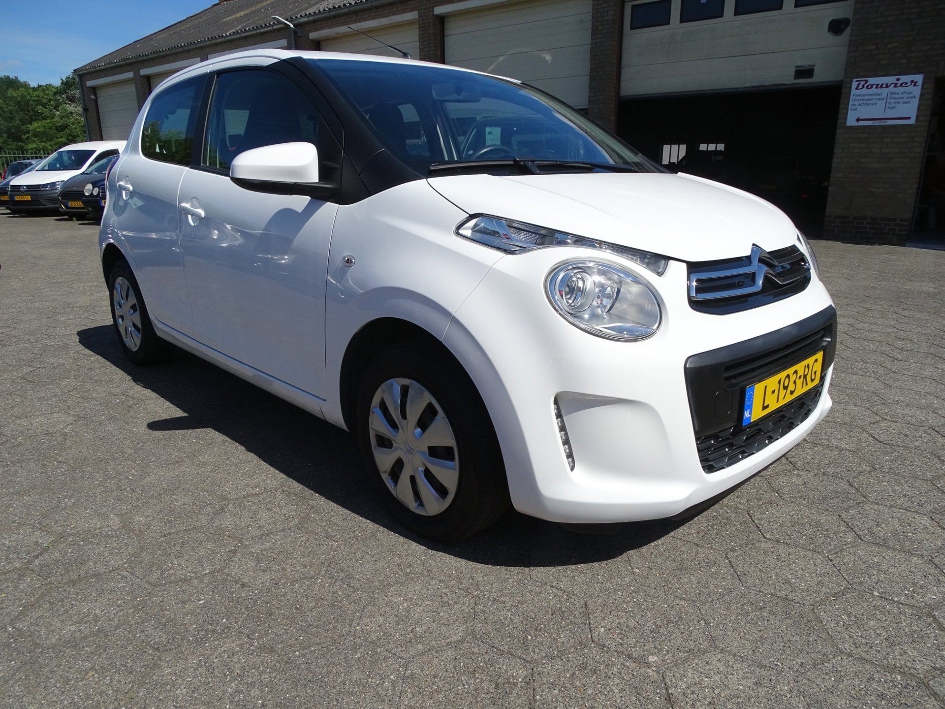 Citroen C1 1.0 VTi Feel AIRCO/BT/LED/5 DEURS, Voorwielaandrijving, Stof, Gebruikt, 4 stoelen