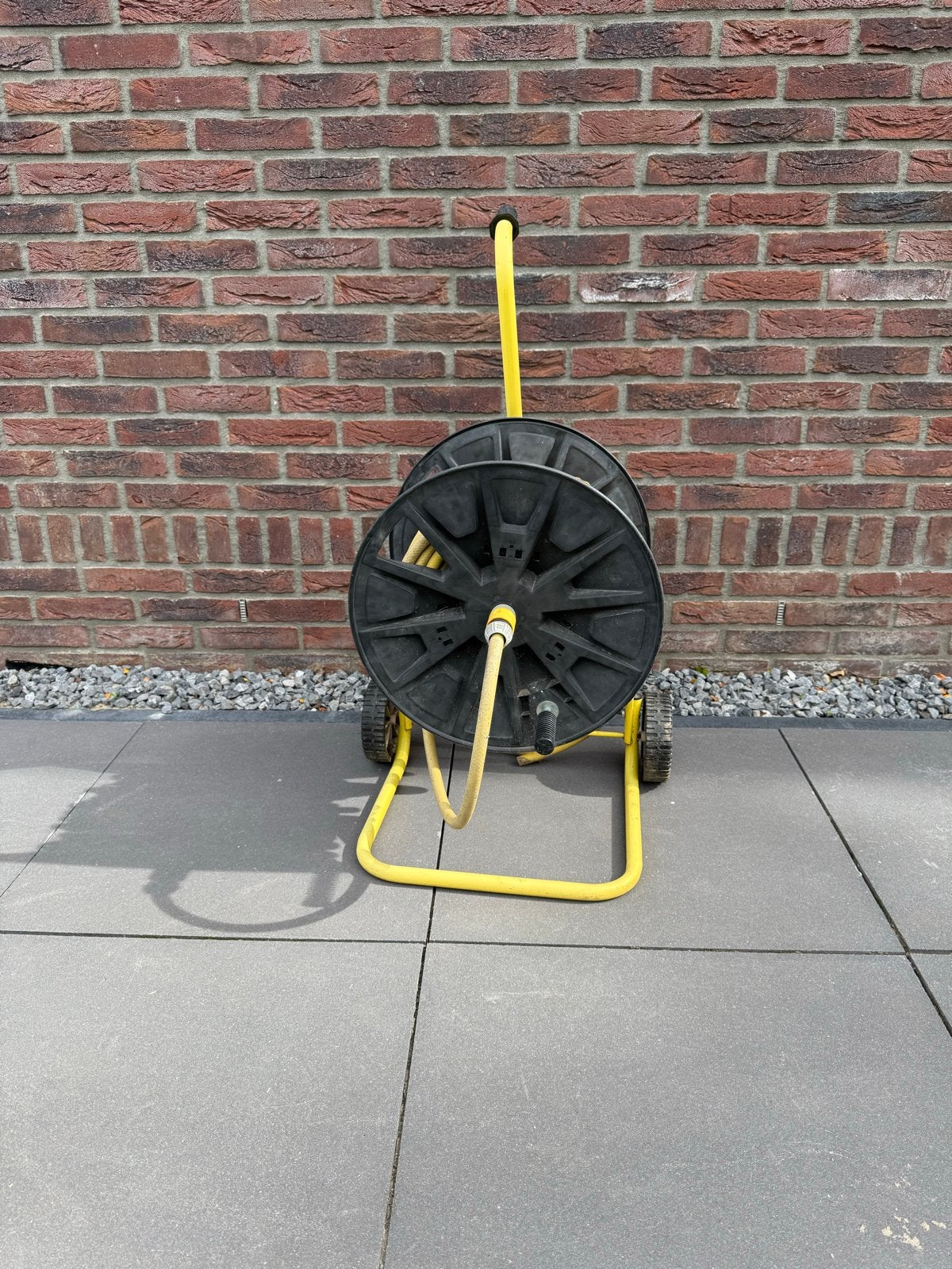Tuinslanghaspel met slang - Geel > 25 meter, Tuin en Terras, Ophalen of Verzenden, Gebruikt, Tuinslanghaspel
