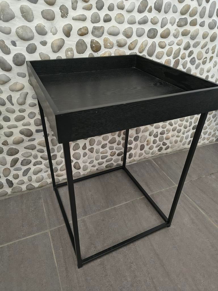 Woood bijzettafel zwart 40x40x55 zgan twv 70€, Ophalen of Verzenden