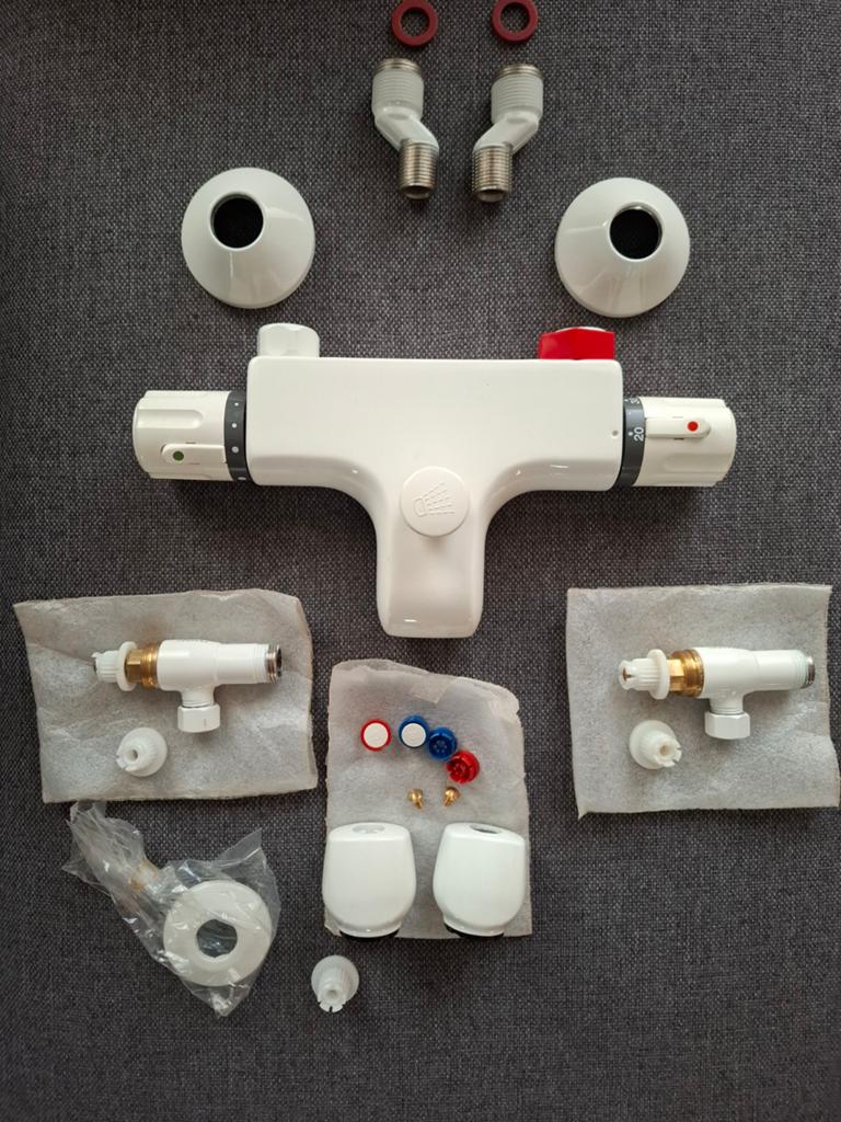 Nieuwe badkamer kraan van Grohe met 2 aftapkranen, Huis en Inrichting, Minder dan 50 cm, Overige typen, Nieuw, Ophalen of Verzenden