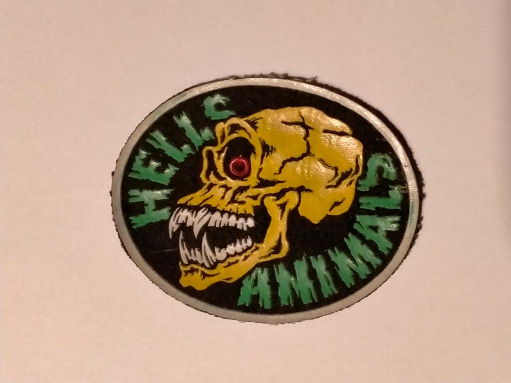 Hells Animals vintage metal patch embleem RUBBER, Ophalen of Verzenden, Gebruikt, Kleding