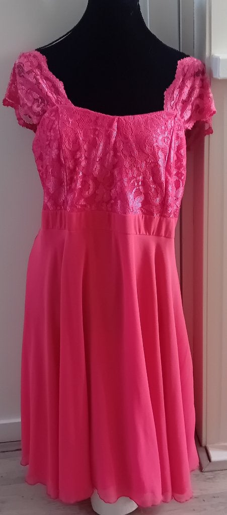 jurk,maat 46/48,roze,pink,feest,vakantie,bruiloft,feestjurk, Kleding | Dames, Lipstick, Verzenden, Maat 46/48 (XL) of groter, Zo goed als nieuw