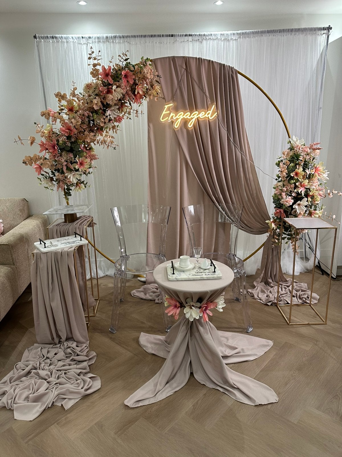 Backdrop Verhuur – Bruiloft, Verlofing & Events (Heel NL), Ophalen of Verzenden, Zo goed als nieuw
